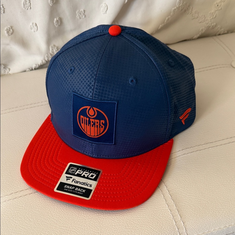 Edmonton Oilers NHL Fanatics Pro Snapback Cap in Blue and Red